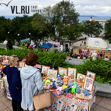 Горилка с салом и обереги от ГИБДД: Сорочинская ярмарка развернулась во Владивостоке 