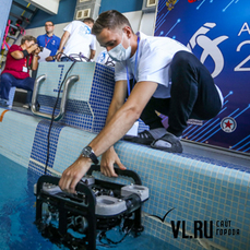 Студенты из Владивостока, Архангельска и Севастополя борются за победу в соревнованиях по подводной робототехнике 