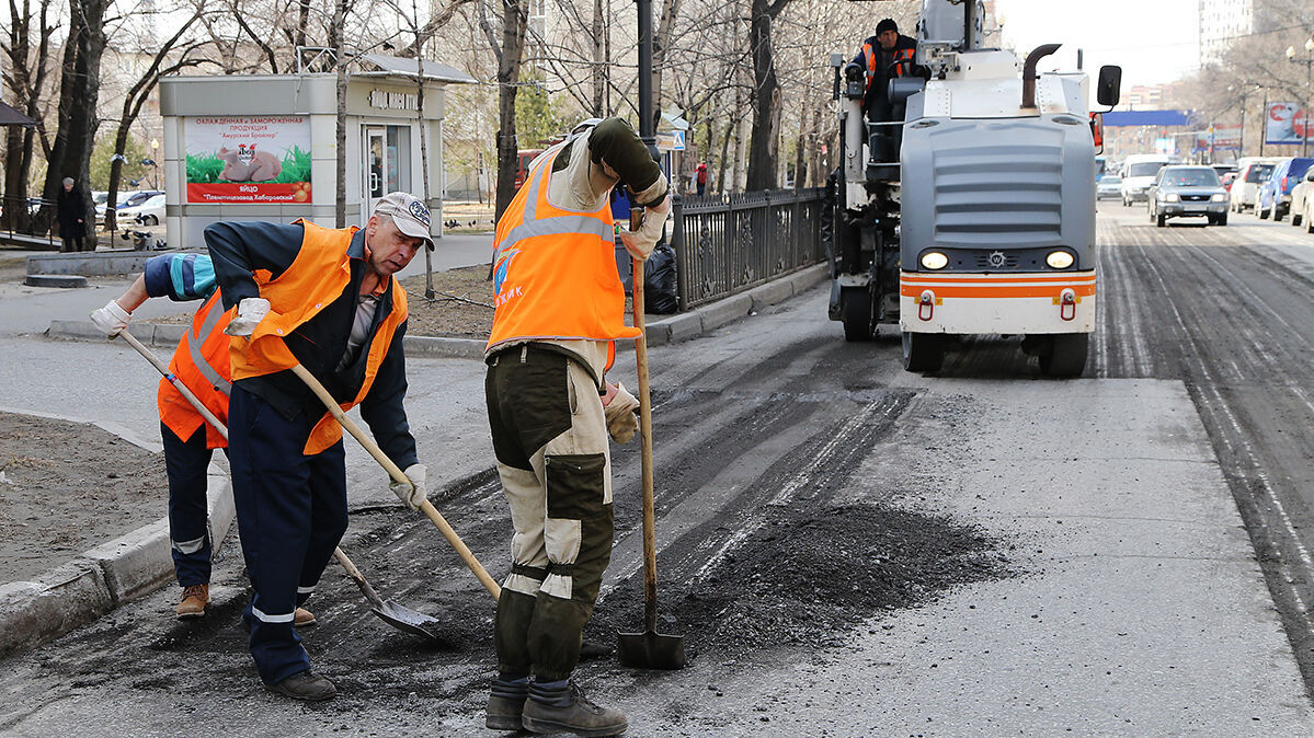 Три года жители домов на Калараша требуют у мэрии починить дорогу (ФОТО) —  Новости Хабаровска