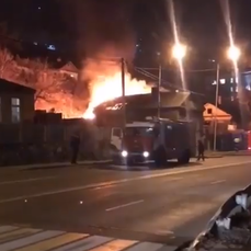 Во Владивостоке в районе проспекта Красоты произошёл крупный пожар – никто не пострадал 