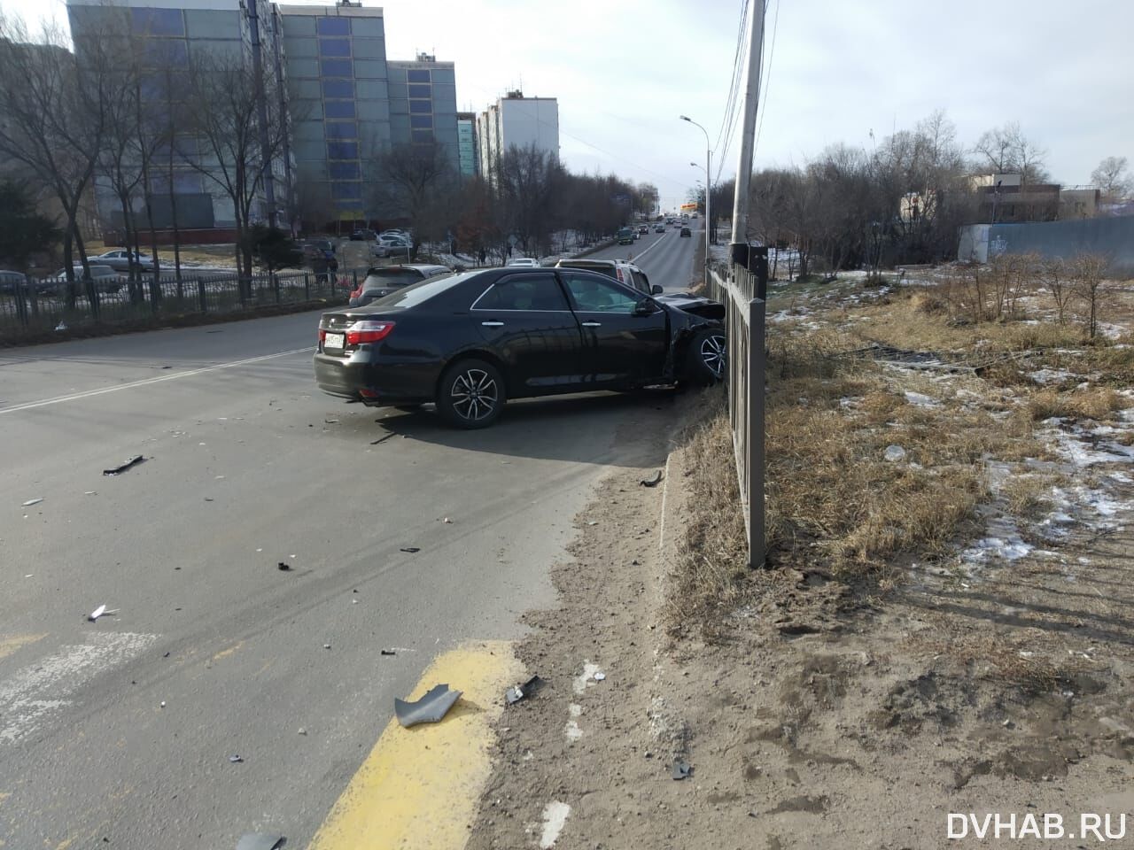 Темное и светлое: две Camry столкнулись на Демьяна Бедного (ФОТО) — Новости  Хабаровска