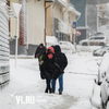 Зарядить телефон, выпить чаю и согреться: предприниматели помогают жителям Владивостока пережить непогоду