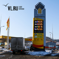 Заправки Владивостока закупили зимний дизель и подняли цены на бензин