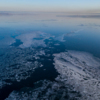 Море зимой выглядит необычно — newsvl.ru
