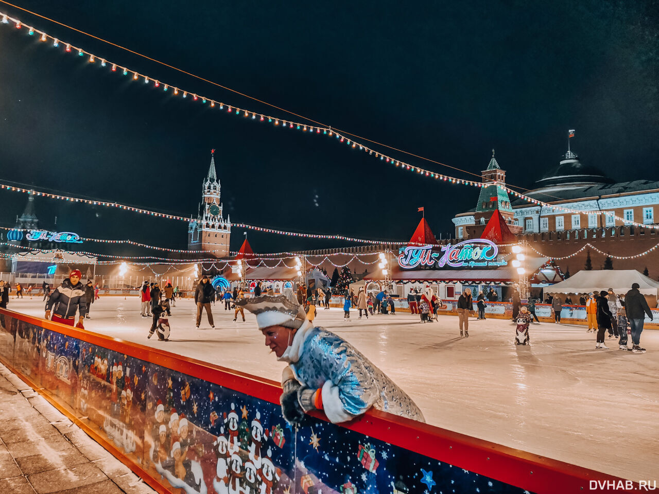 Сходить в новогодние праздники. Москва новый год 2019. Новый год Москва горки. Куда сходить на новый год в Москве. Новогодняя Москва куда сходить.