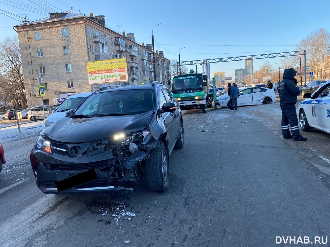 В ДТП сломала ногу супруга виновника аварии (ФОТО; ВИДЕО) — Новости  Хабаровска