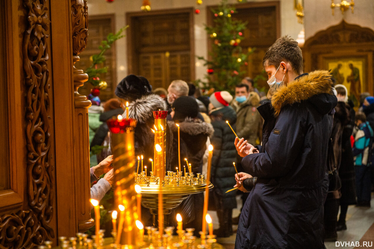 Новогодний молебен. Рождественский сочельник богослужение. Богослужение рождество в масках. О храме. Рождество христово в хроме.