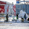Снежные фигуры останутся на площади вместе с катком и ёлкой — newsvl.ru