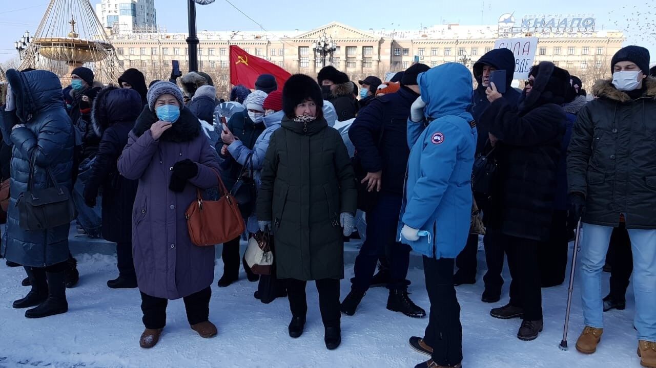 Протестующих сегодня массово задержали на площади Ленина в Хабаровске — фоторепортаж