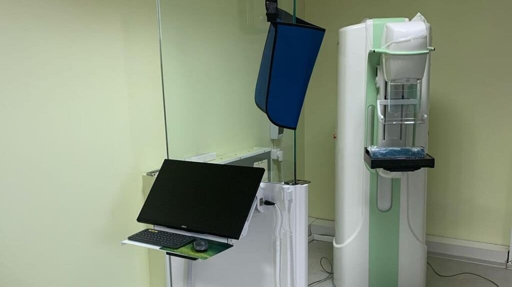 В районной больнице поселка Николаевка появился маммограф