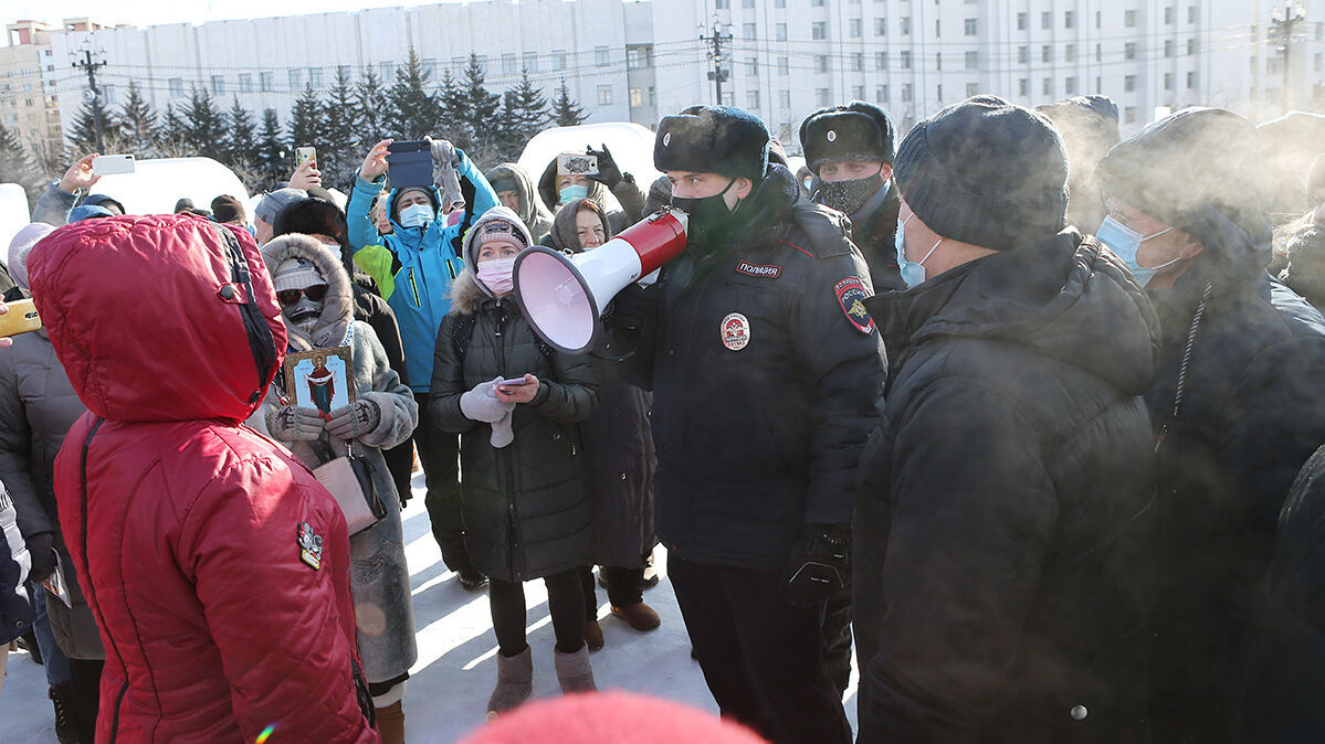 В Хабаровске митинг завершился задержаниями протестующих (ФОТО; ОНЛАЙН)