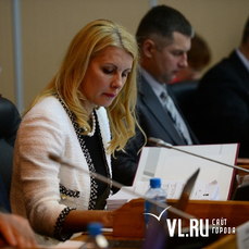 Адвоката и депутата Юлию Толмачёву обвиняют в мошенничестве с земельными участками во Владивостоке