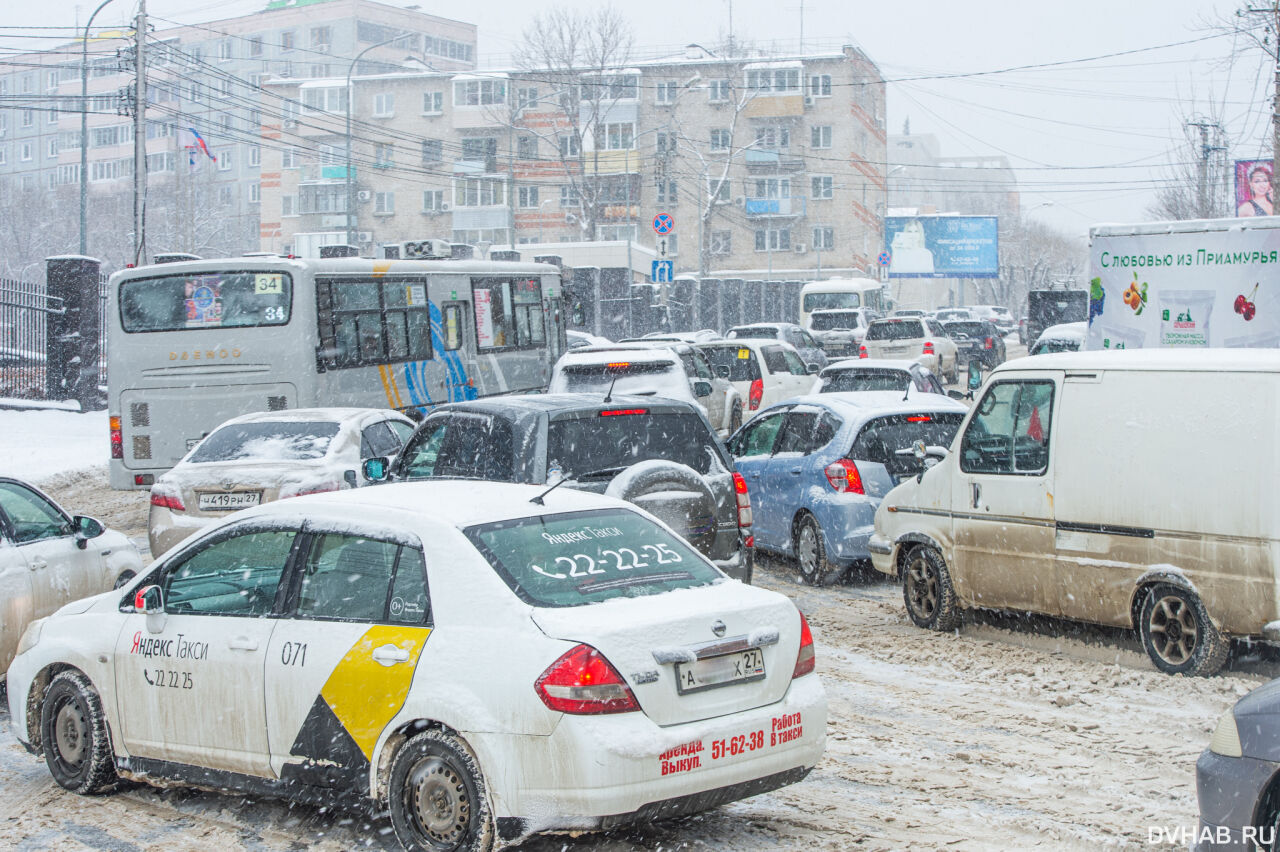 Засыпан снегом: Хабаровск погрузился в зимнее царство весной (ФОТО) —  Новости Хабаровска