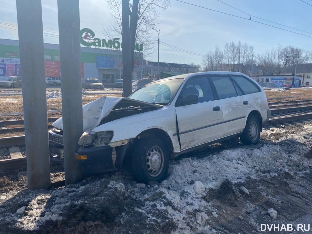 Украл, выпил: Toyota Corolla угнал подросток у знакомой (ФОТО) — Новости  Хабаровска