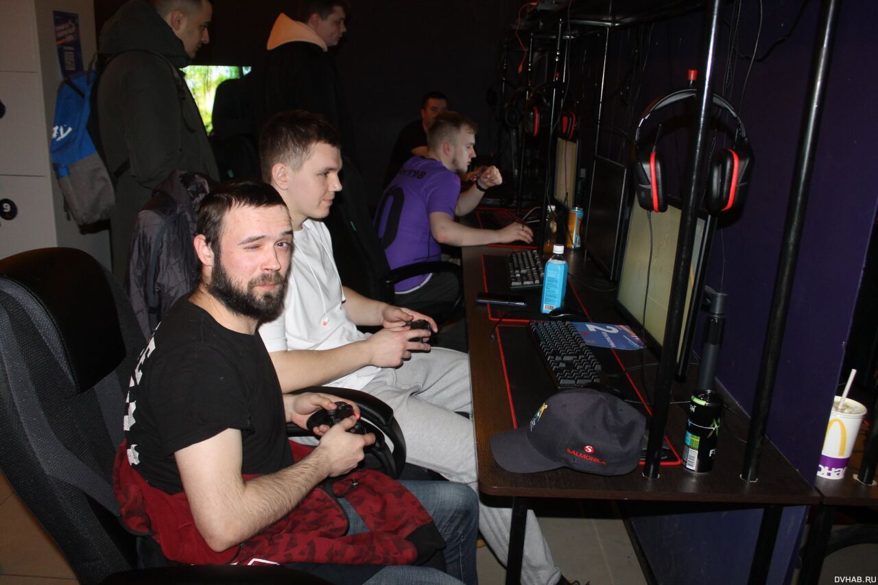 Xnova компьютерный клуб хабаровск краснореченская. киберспорт в костроме. кибер хабаровск. Vr клуб. Cyberx киберклуб.