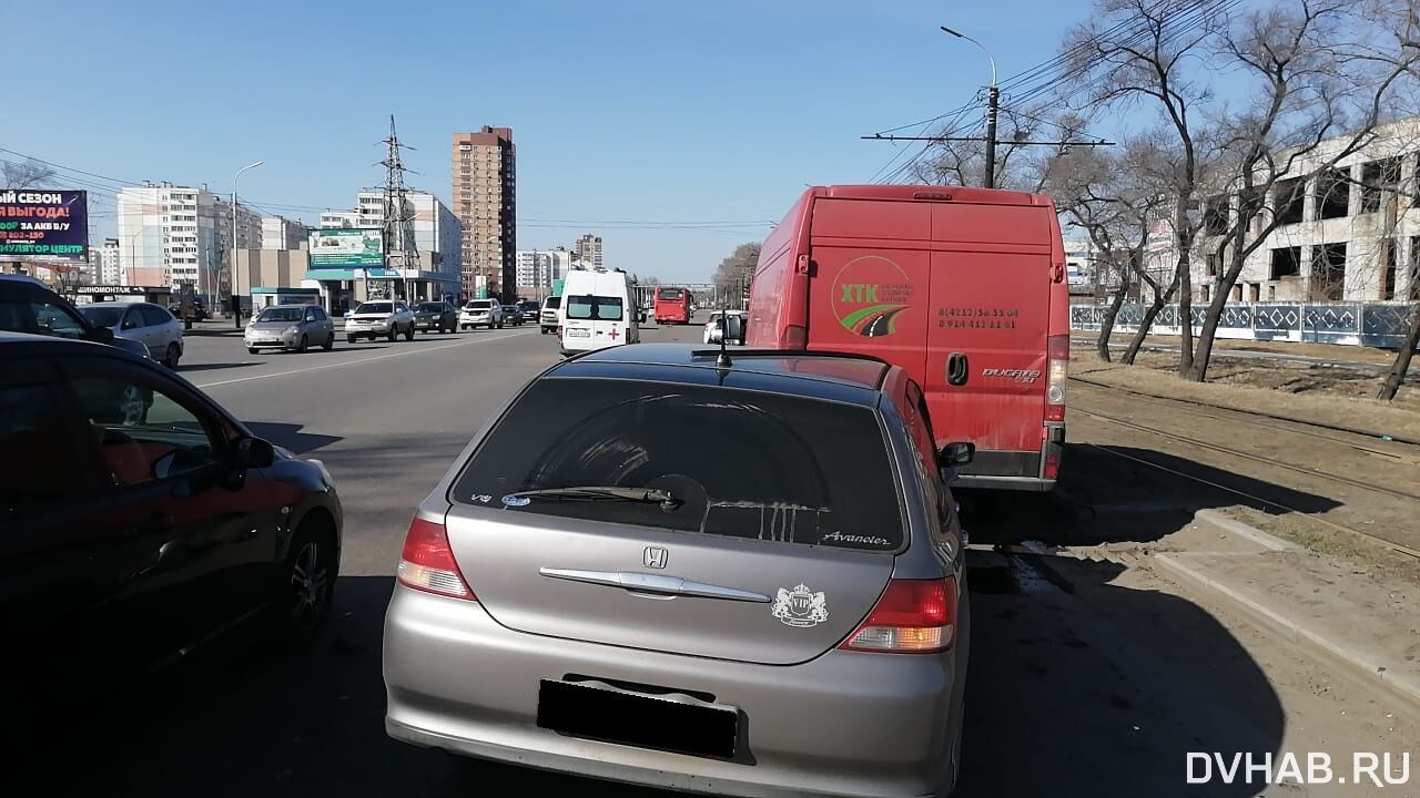 Водитель автобуса устроил ДТП с пострадавшим на Краснореченской (ФОТО;  ВИДЕО) — Новости Хабаровска