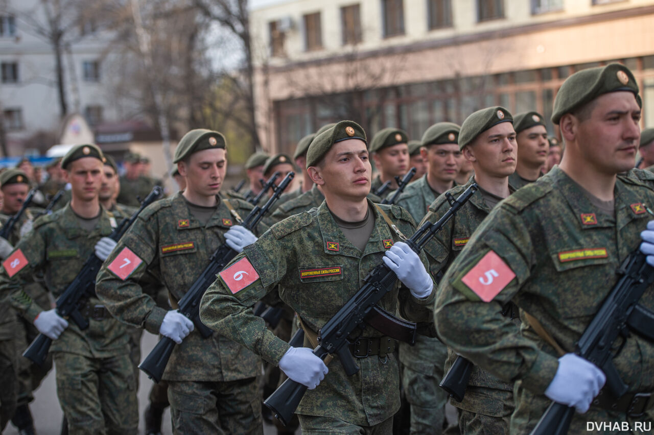 Фото с парада победы хабаровск