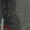 Утром владивостокцы заметили, что под окнами дома лежит предмет, похожий на ракетницу. Фото читателей VL.ru — newsvl.ru
