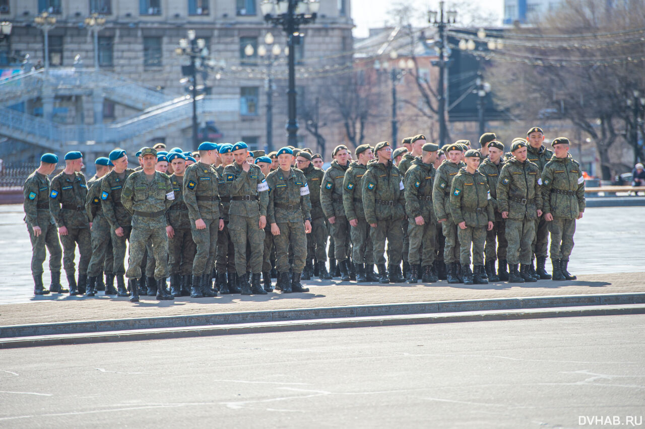 Фото с парада победы хабаровск