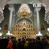 Сотни владивостокцев посетили пасхальное богослужение в Покровском соборе этой ночью (ФОТО)
