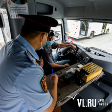 Перевозчика во Владивостоке оштрафовали на 300 тысяч рублей за отсутствие карты маршрута в автобусе