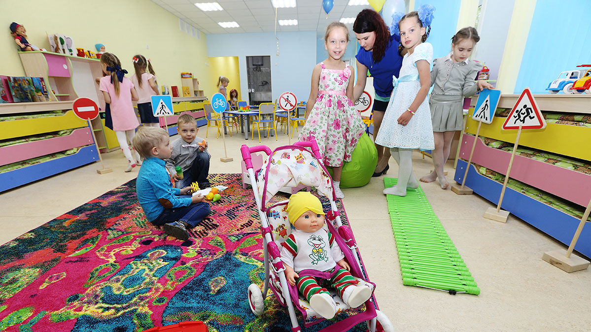Беспредел: детсад в Николаевске разгоняют после команды Дегтярёва (ВИДЕО)