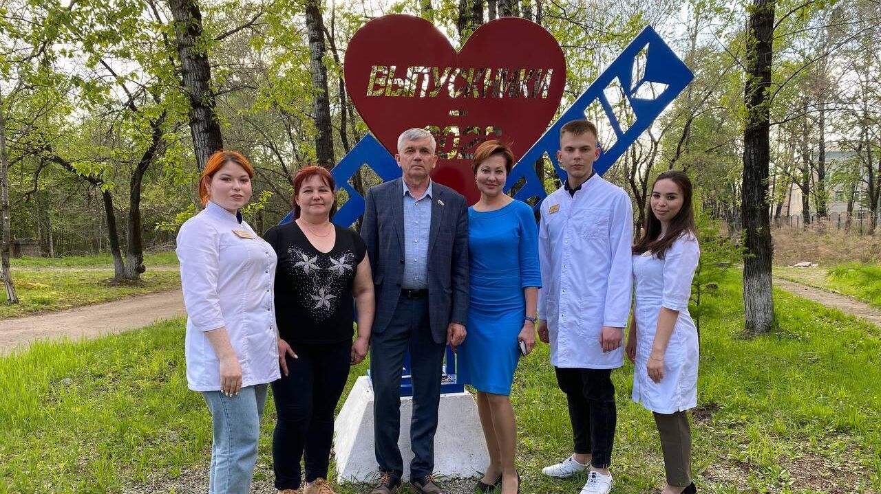 Выпускники-медики из Биробиджана пройдут стажировку в Екатеринбурге