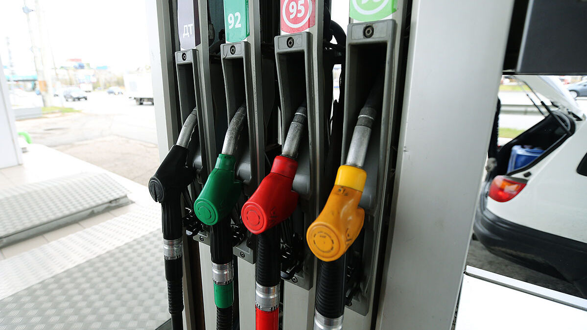 Хабаровск оказался рекордсменом по росту цен на бензин