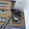 Во Владивостоке пожарные спасли людей из горящей гостинки на Надибаидзе (ФОТО; ВИДЕО)