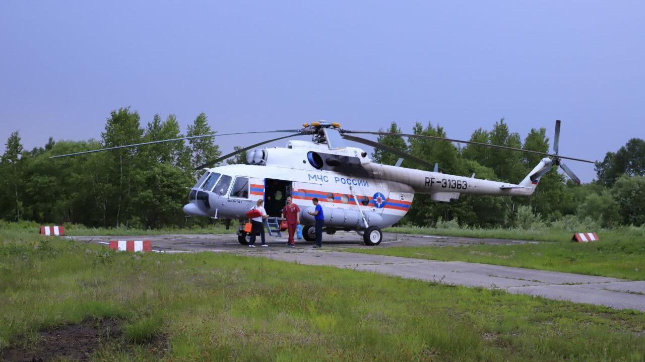 Новорожденного ребенка спас вертолет с врачами из Хабаровска