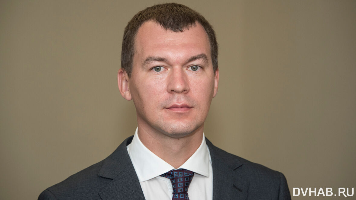 Нового чиновника заводит в «Белый дом» Михаил Дегтярёв