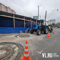 Дорожники начали обещанный ремонт асфальта в районе остановки «Дальпресс» 