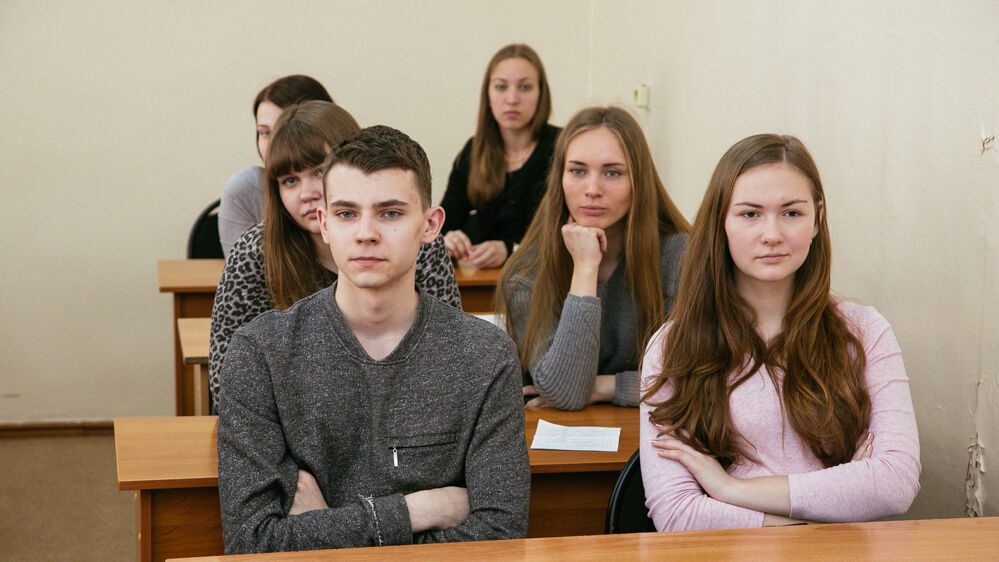 Обязательную вакцинацию студентов отменили в Хабаровском крае