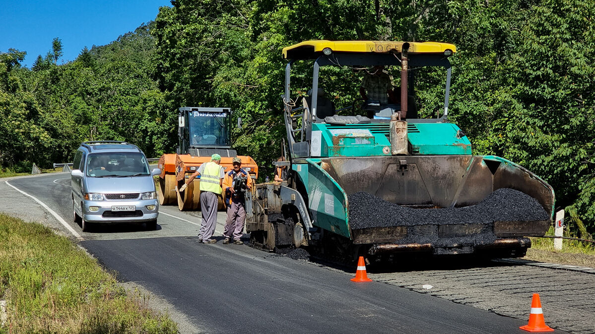 Трассу к Шаморе во Владивостоке отремонтируют за два дня к приезду Путина