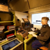 Штабной вагон. Здесь много карт, книг и журналов военных — newsvl.ru
