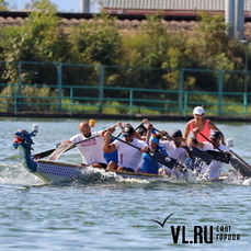 На озере Чан провели Кубок губернатора по гребле на лодках-«драконах» 