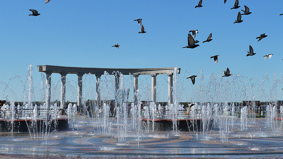Пешеходный фонтан ожил на набережной Хабаровска после паводка
