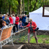 Вдоль нового тротуара высыпана свежая земля — newsvl.ru