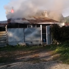 В пожаре в частном доме в селе Вольно-Надеждинское погиб человек