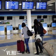 В аэропорту Владивостока задерживаются три рейса и четыре отменены