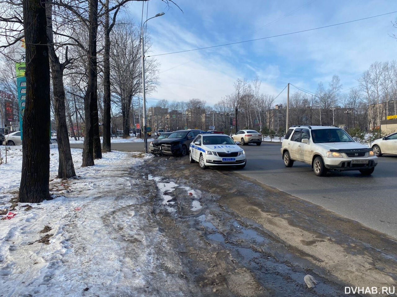 День слепого: еще один хабаровчанин не увидел встречную машину (ФОТО) —  Новости Хабаровска