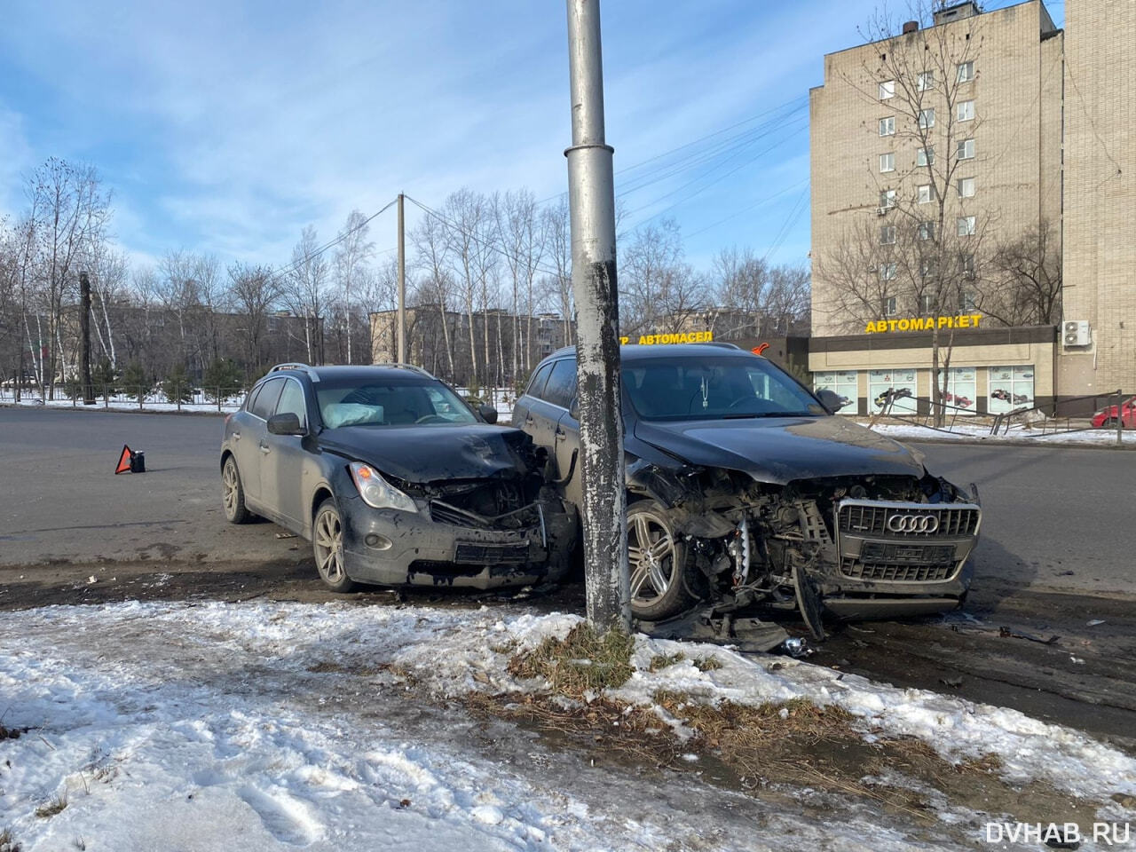 День слепого: еще один хабаровчанин не увидел встречную машину (ФОТО) —  Новости Хабаровска