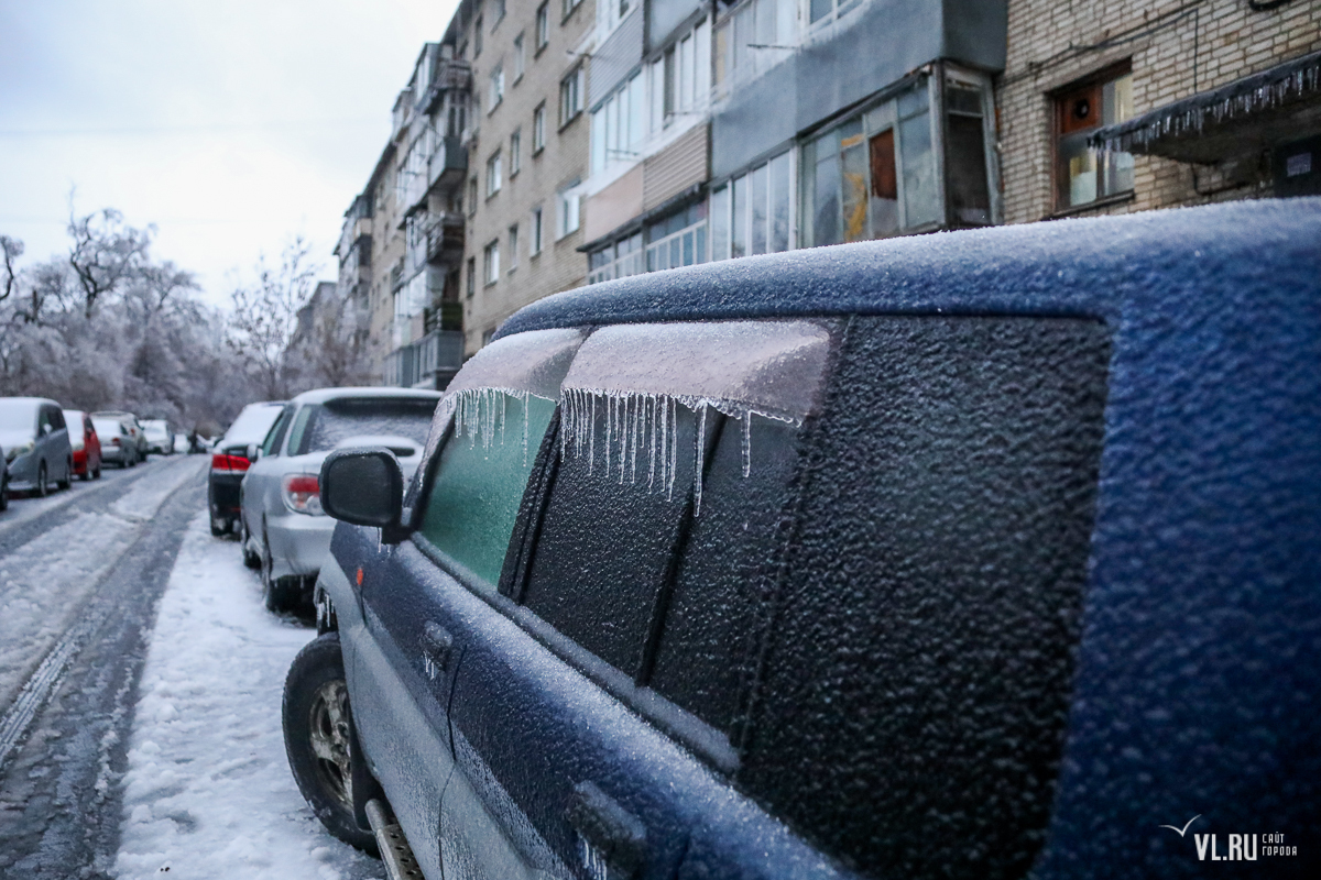 Год назад на Владивосток обрушился ледяной дождь – его последствия не  устранены до сих пор – Новости Владивостока на VL.ru