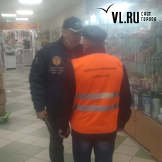 Житель Владивостока отправился в отделение полиции за нападение на члена административной комиссии во время коронавирусного рейда 