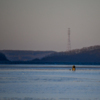 Предусмотрительно большими компаниями рыбаки на тонкий лёд не идут — newsvl.ru