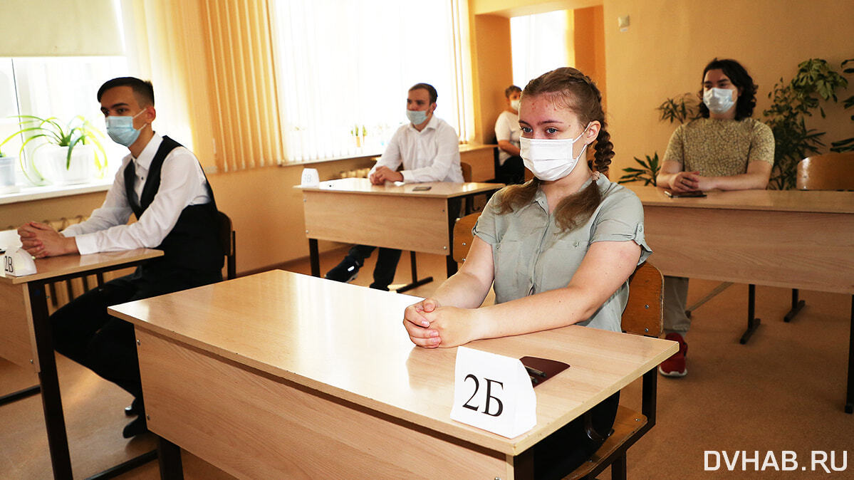 "Винлабы" в школах: благодарность хабаровчан не хочет слышать управление образования