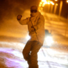 Сноубордист использует автомобиль, чтобы набрать скорость — newsvl.ru