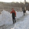 Люди идут пешком — newsvl.ru