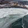 Несколько сотен рыбаков вышли на хрупкий лёд — newsvl.ru