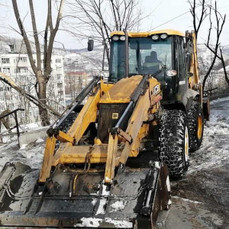 Предстоящей ночью снег будут вывозить с улиц Толстого, Пушкинской, Володарского и других 